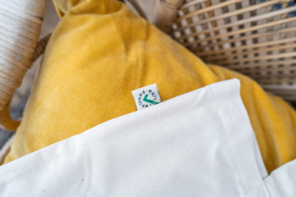 Weltverliebt-Jutebeutel-Biobaumwolle-Tasche-2